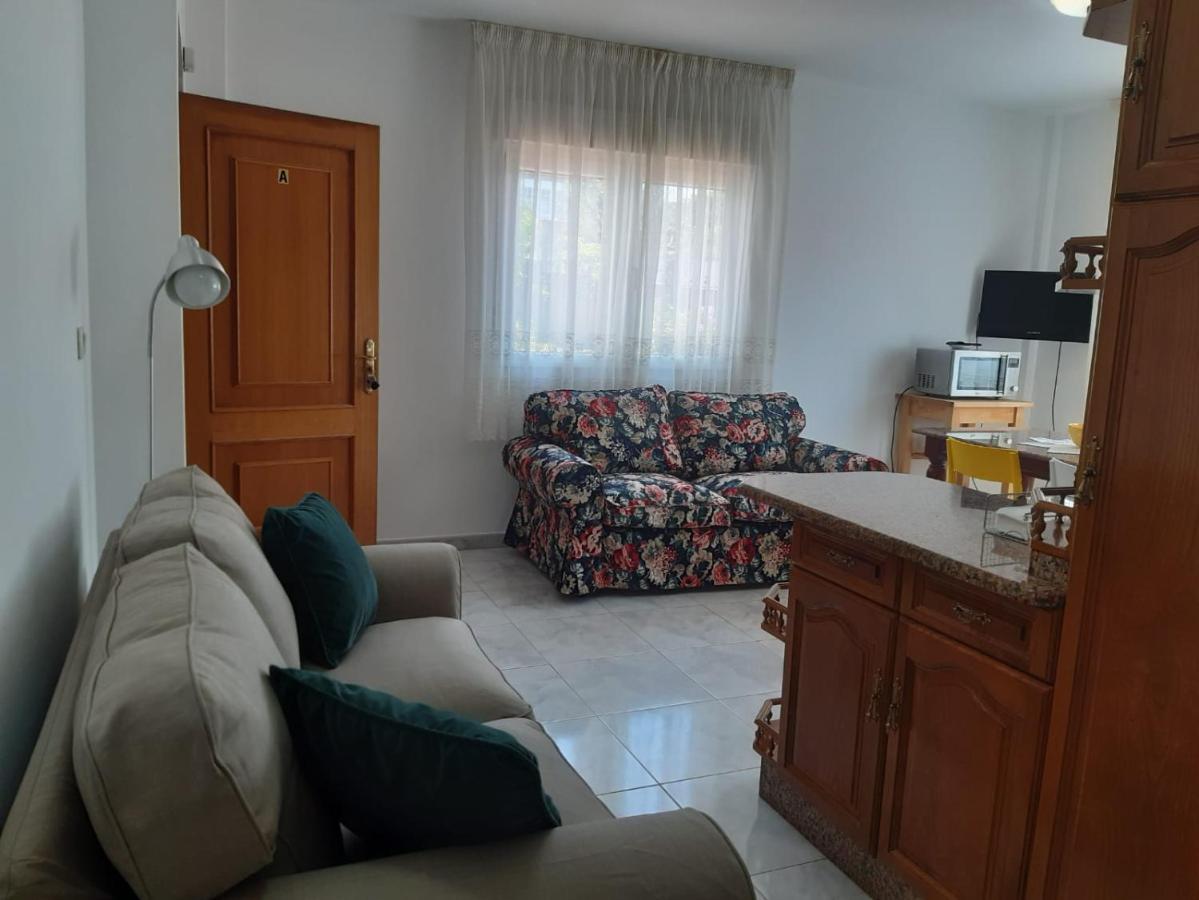 Apartamentos Mª Jesus 산신소 외부 사진