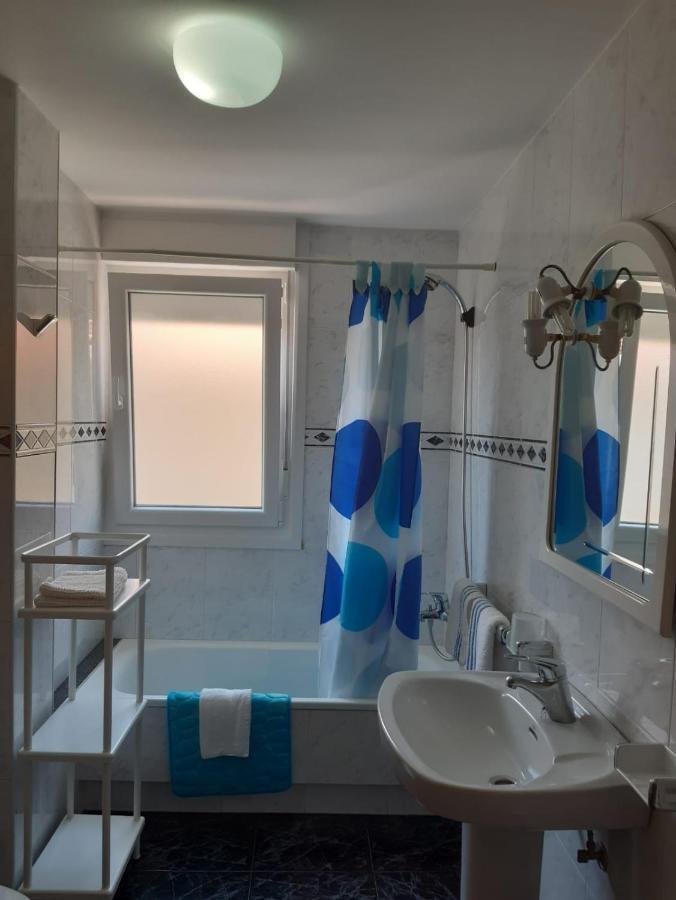 Apartamentos Mª Jesus 산신소 외부 사진