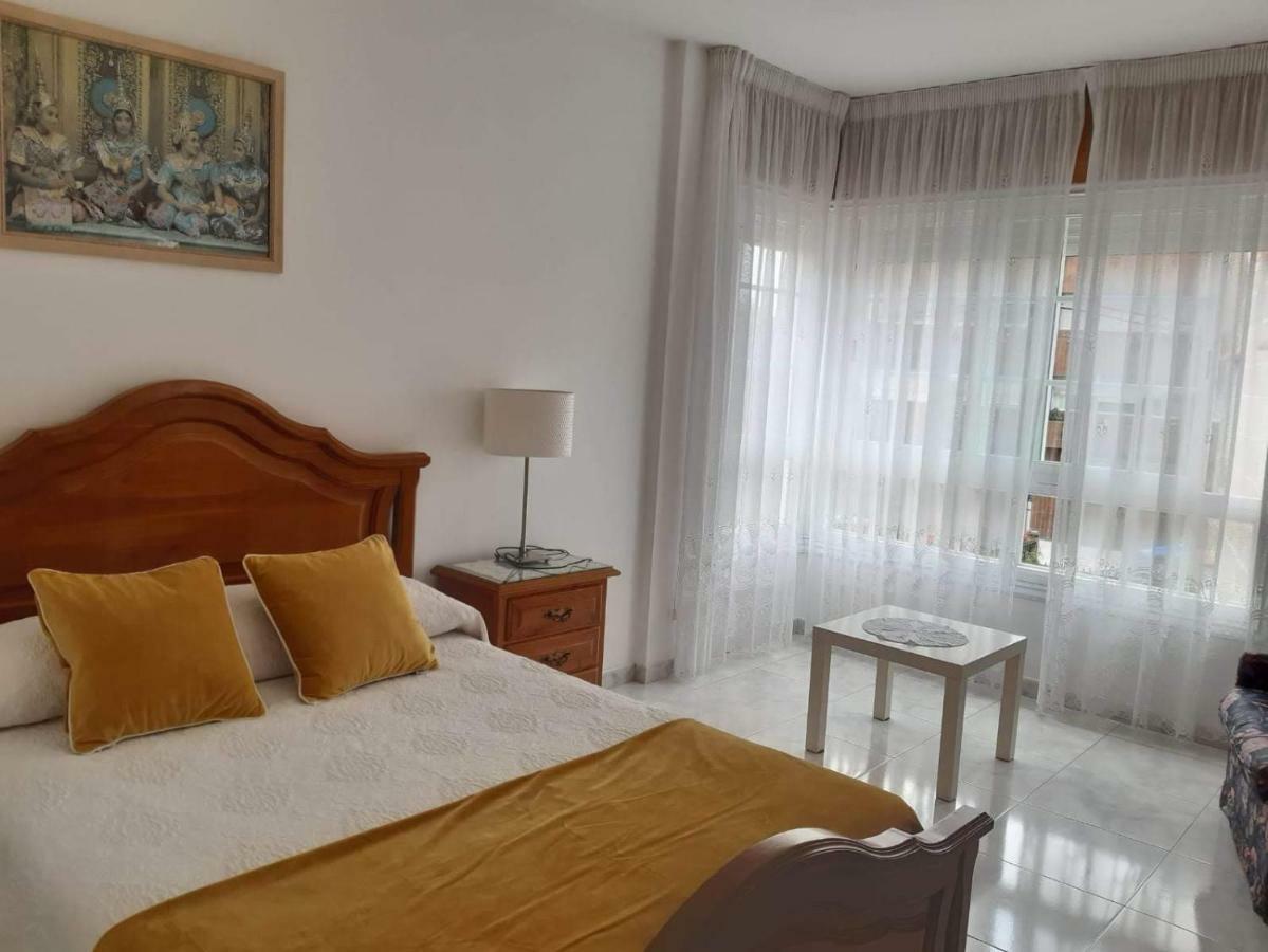 Apartamentos Mª Jesus 산신소 외부 사진